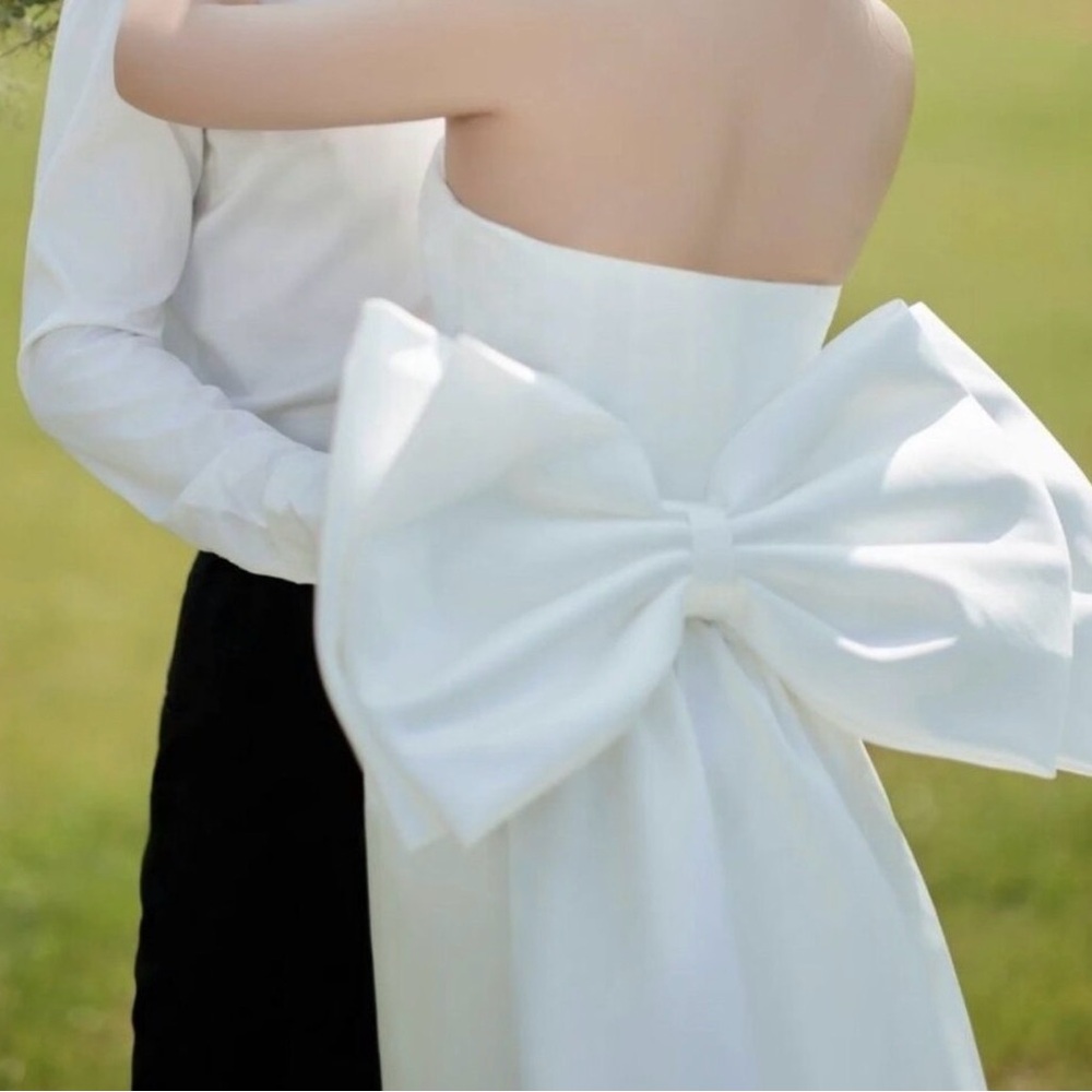 Elegant White Bridal Bow